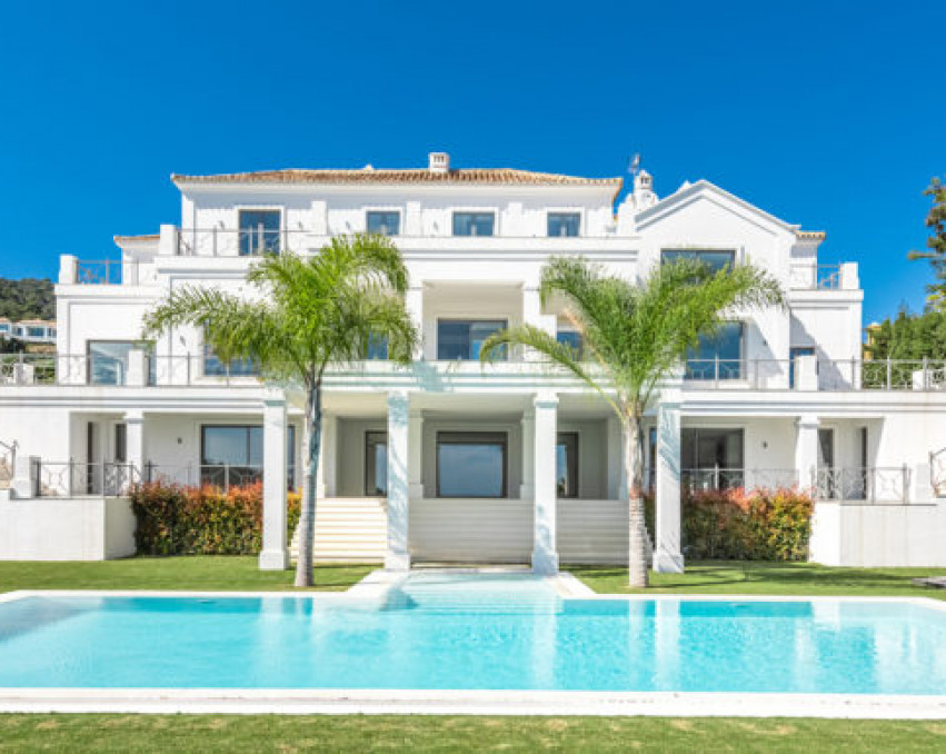 Masterpiece Villa With Excellent Sea Views In El Madroñal